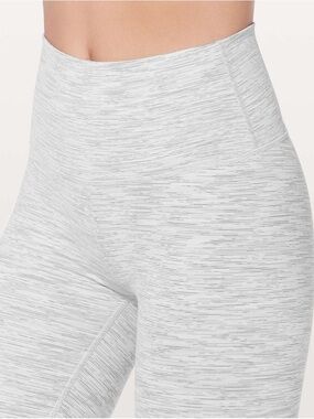Lululemon 7/8 Wunder Under Leggings - Size 6